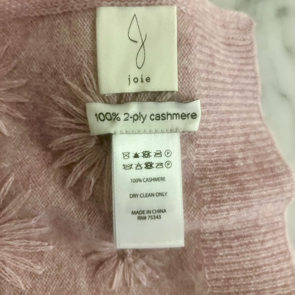 Joie NWTs 💯 pure Cashmere Floral Scarf - Picture 5 of 5
